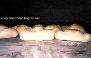 Una de les elaboracions típiques de Cal Masana: el pa de crostons.